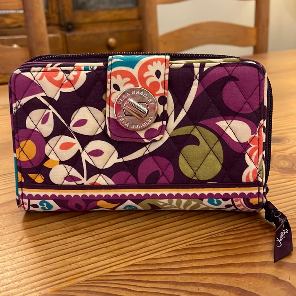 EUC Vintage Vera Bradley Turnlock Wallet~ Plum Crazy Pattern